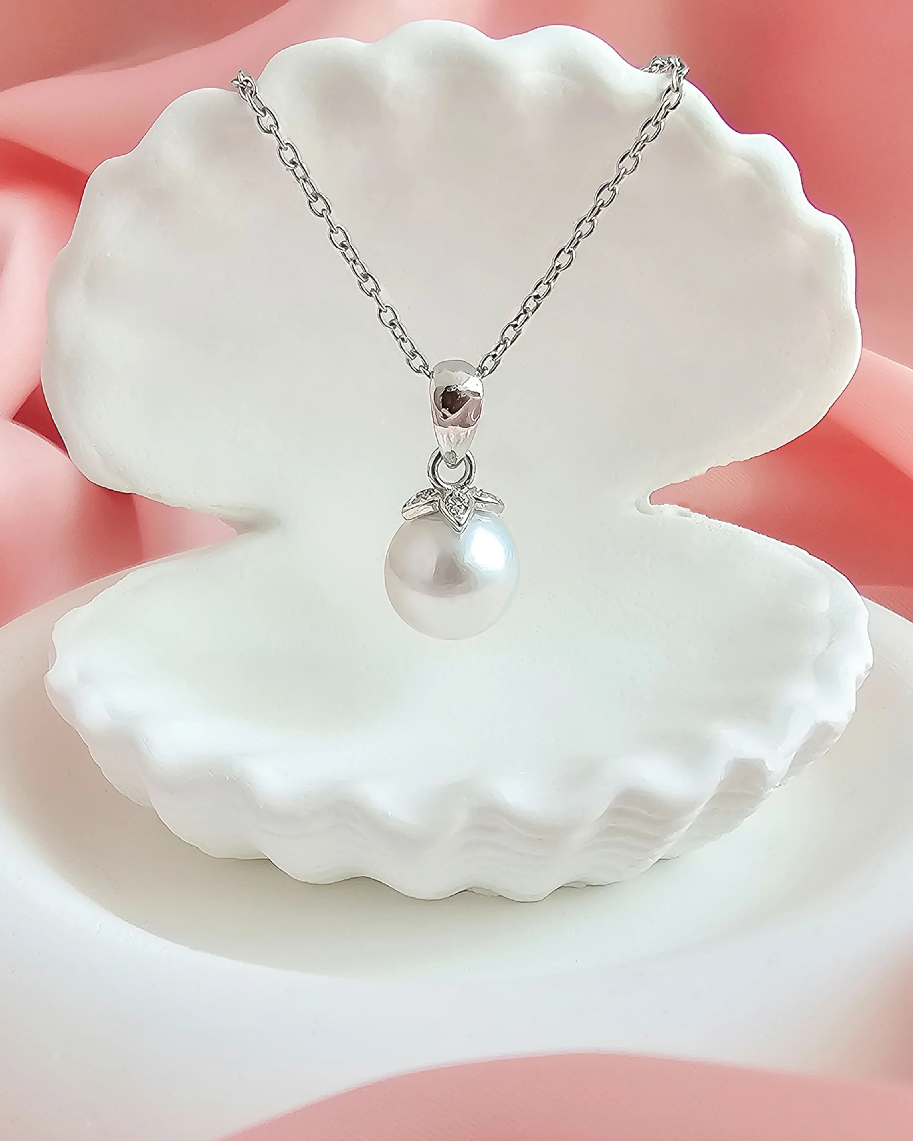 Pearl Drop Necklace